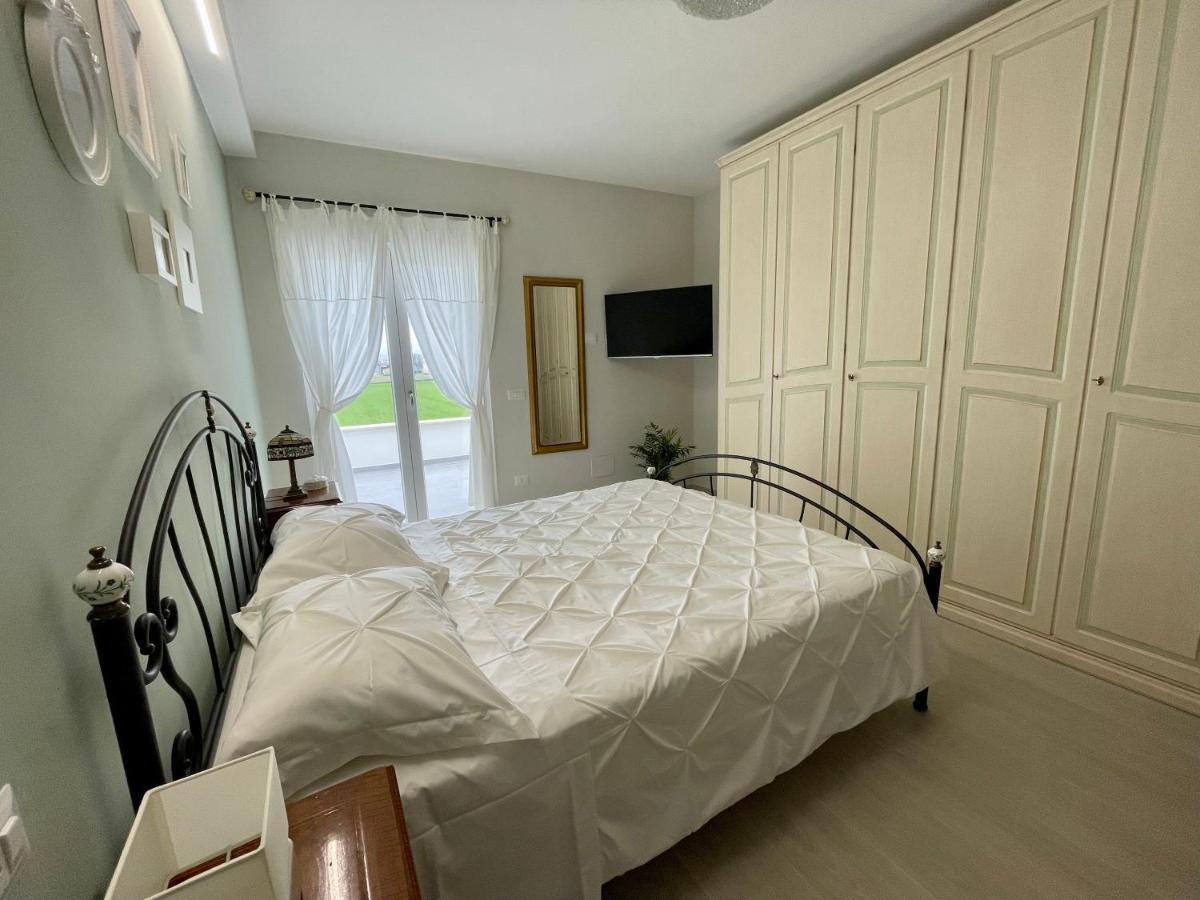 Otium Rooms / Camere E Appartamenti Morrovalle Exterior foto